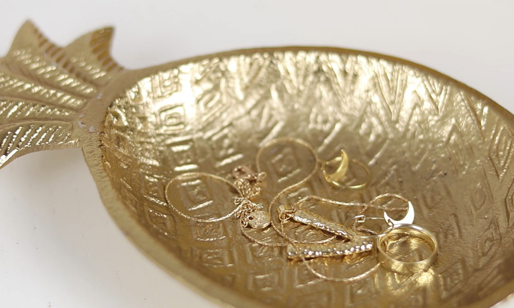 Centro de mesa PIÑA GOLD, el toque perfecto para tus comidas