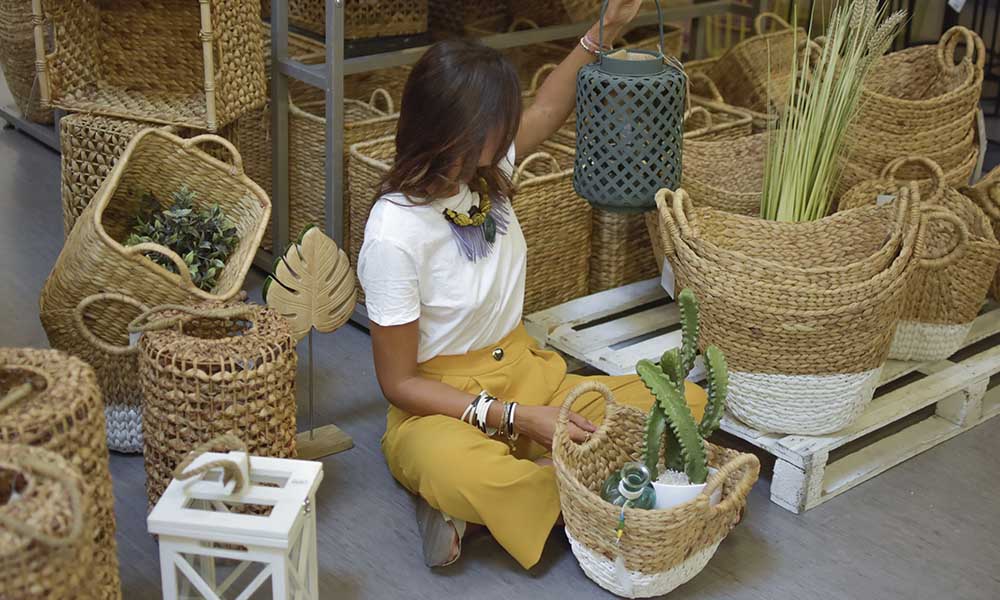 Aprovecha los descuentos en decoración y cetas de mimbre antes del fin de El Mes Confo Aprovecha los descuentos en decoración y cetas de mimbre antes del fin de El Mes Confo