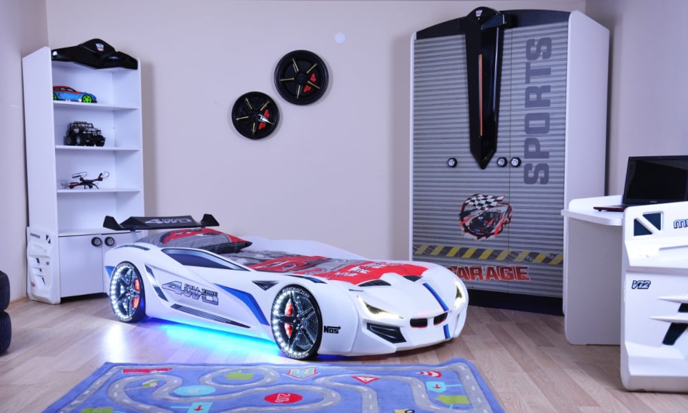 Cama LE MANS (90x190 cm) con un diseño para soñar cada día con las carreras decoracion de cuartos para niños de 8 a 10 años
