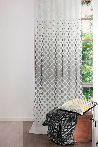 como colgar cortinas