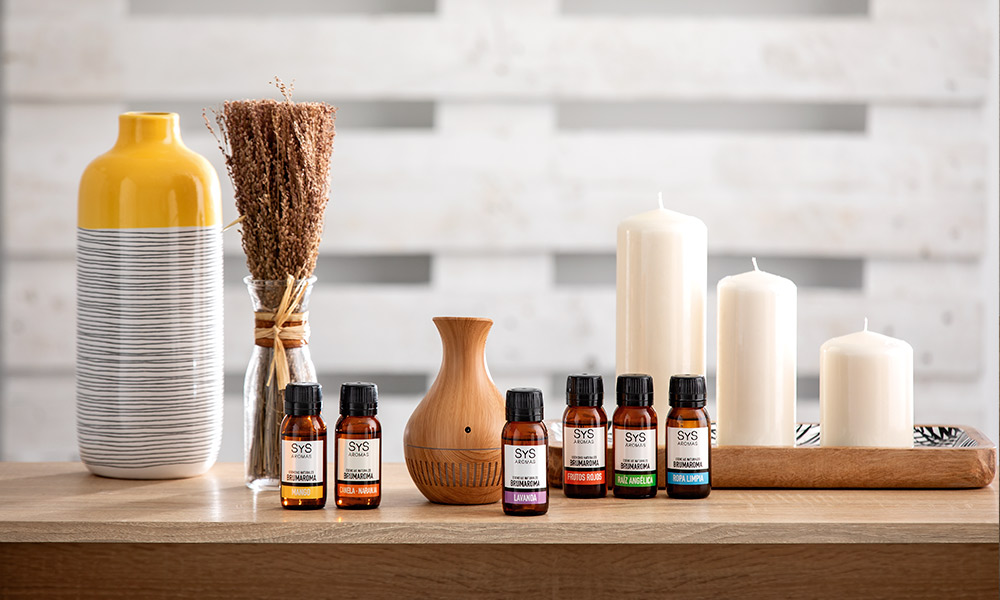 Si quieres perfumar la estancia sin encender las velas puedes optar por los ambientadores con difusor: aromas agradables junto a la calidez que aportan las velas como decorar con velas