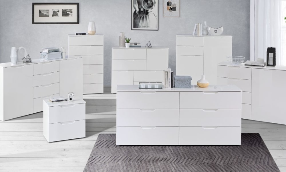 ¡Tienes disponibles cómodas de muchos estilos! Colección dormitorio SIENA. decorar atico abuhardillado